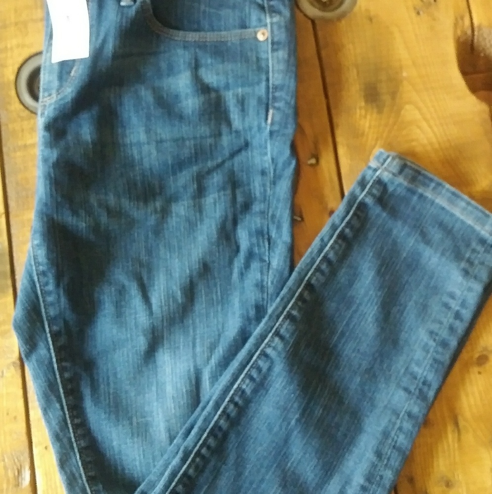 Ann Taylor Loft Jeans - Picture 4 of 4